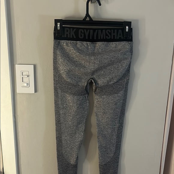 Gymshark Gray Leggings Form-Fitting Athletic Bottoms - Picture 3 of 4